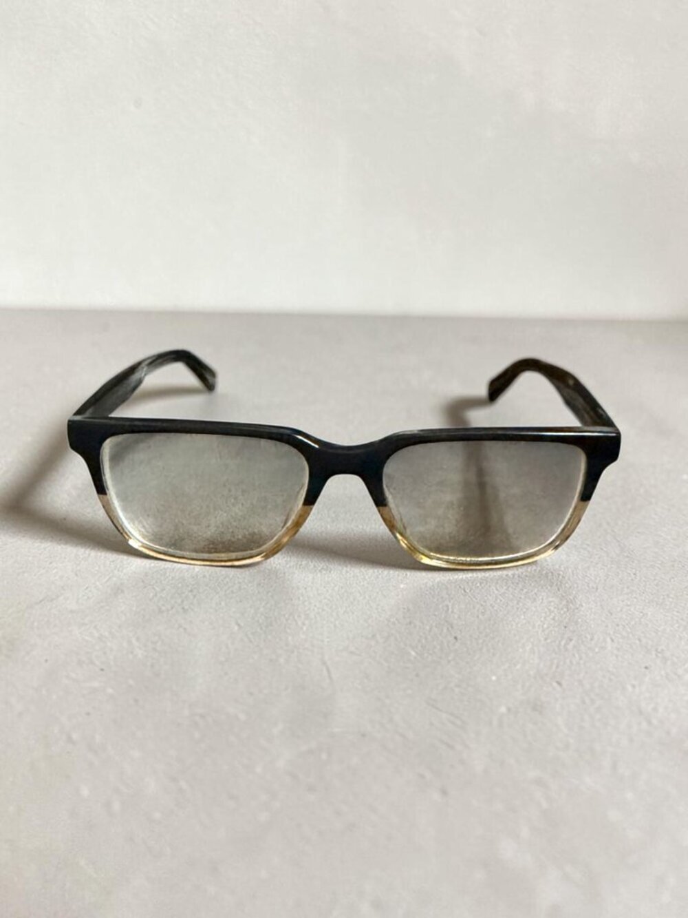 Warby Parker Gilbert 124 Black Gold Fade Eyeglass Frames 55-18-145 Optical